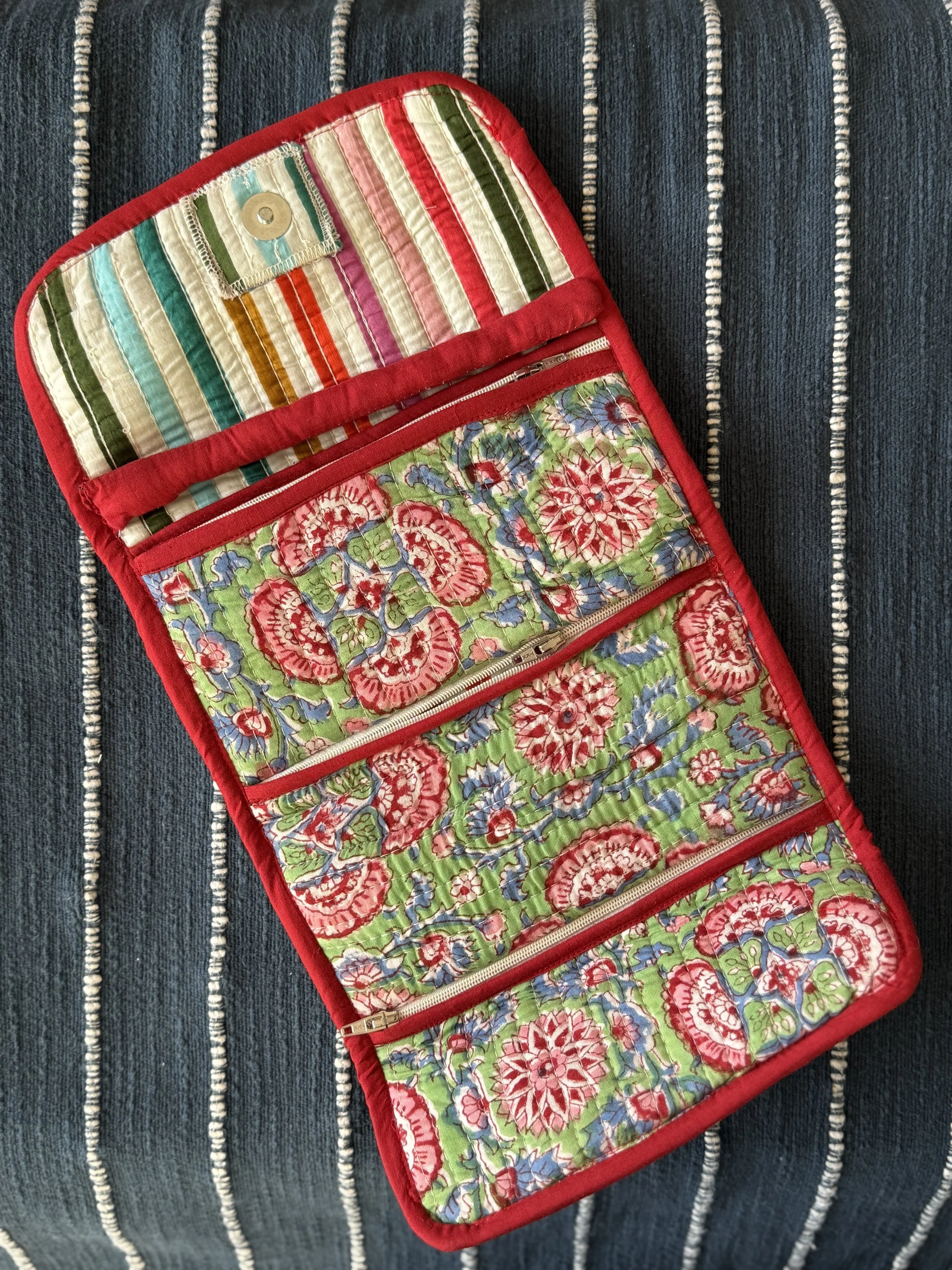 Roll Up Pouch – Assorted