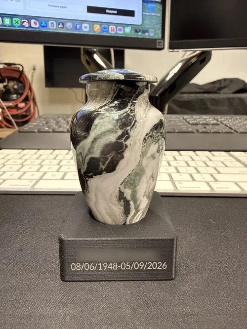 Memorial urn with engraved base