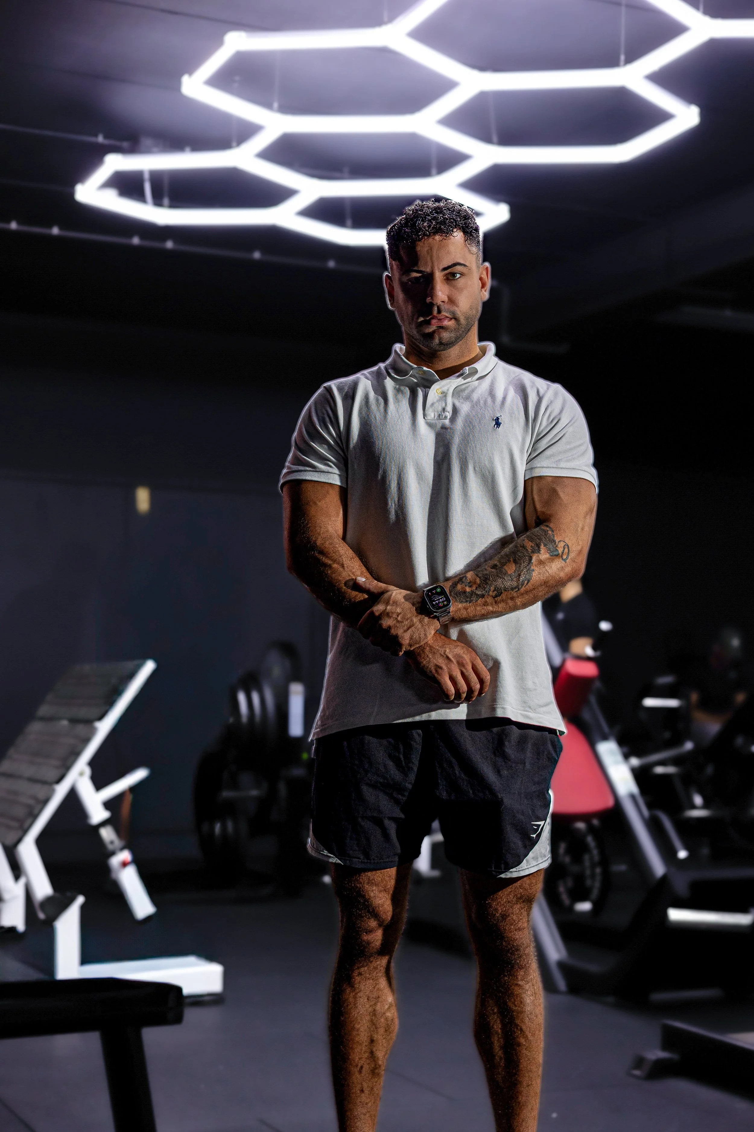 Nordin El Achbouny op het podium bij een bodybuilding wedstrijd