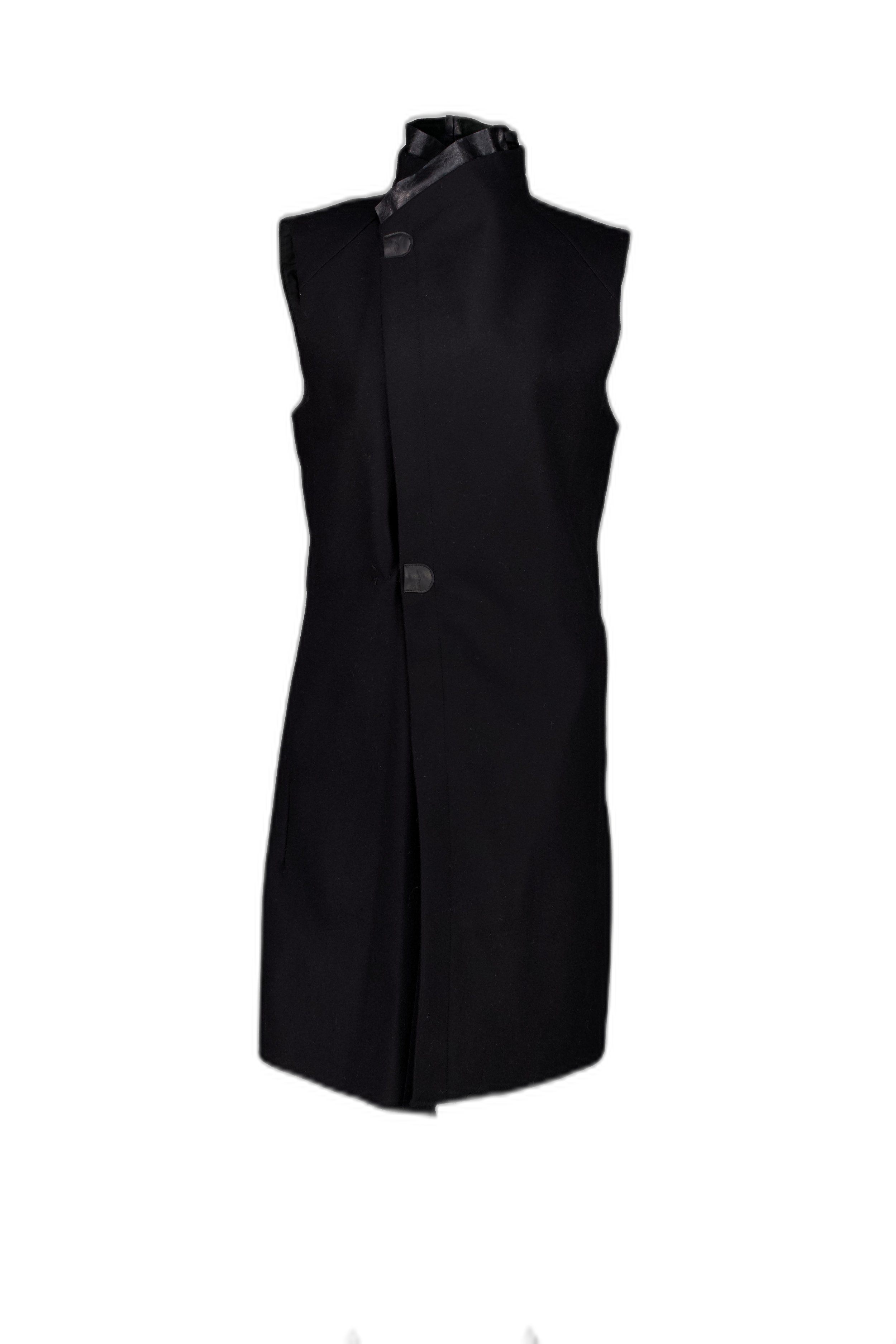 18 LONG BLACK WAISTCOAT