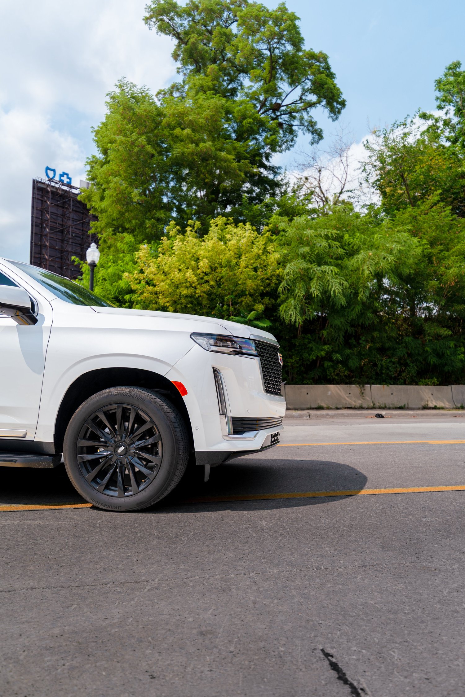 Cadillac Escalade Platinum rental — photo 2