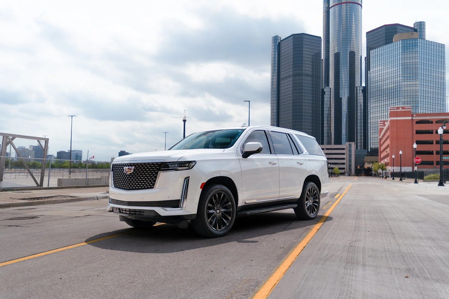 Cadillac Escalade Platinum rental — photo 1