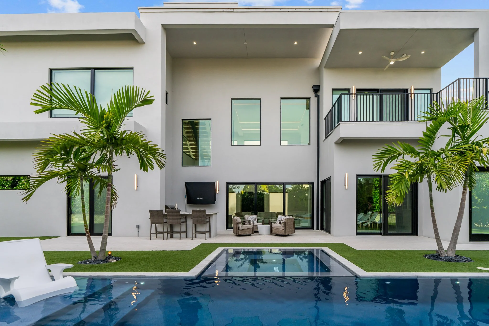 Sol Haus pool