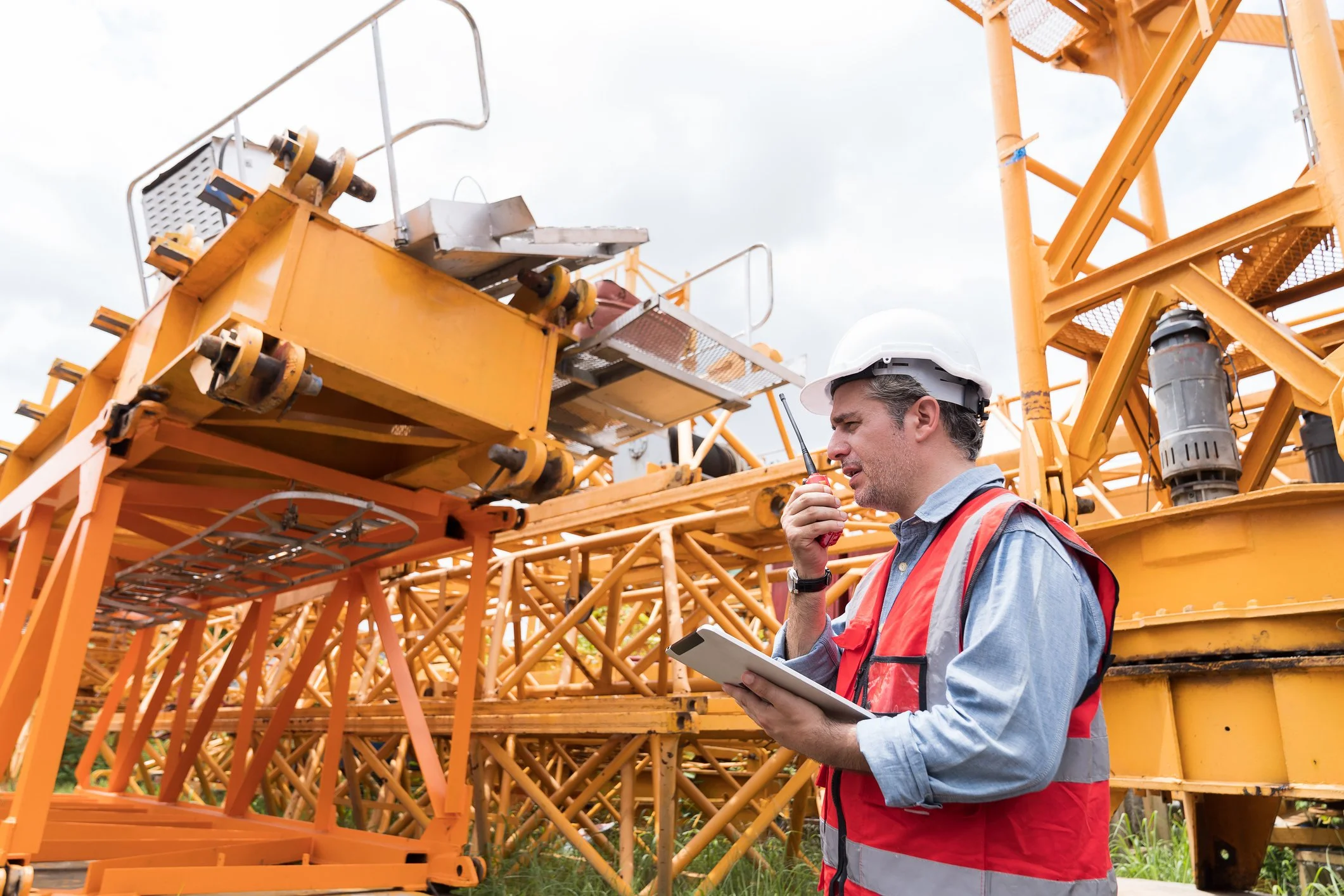SimNet Starlink for remote operations mining sites oil and gas field construction locations