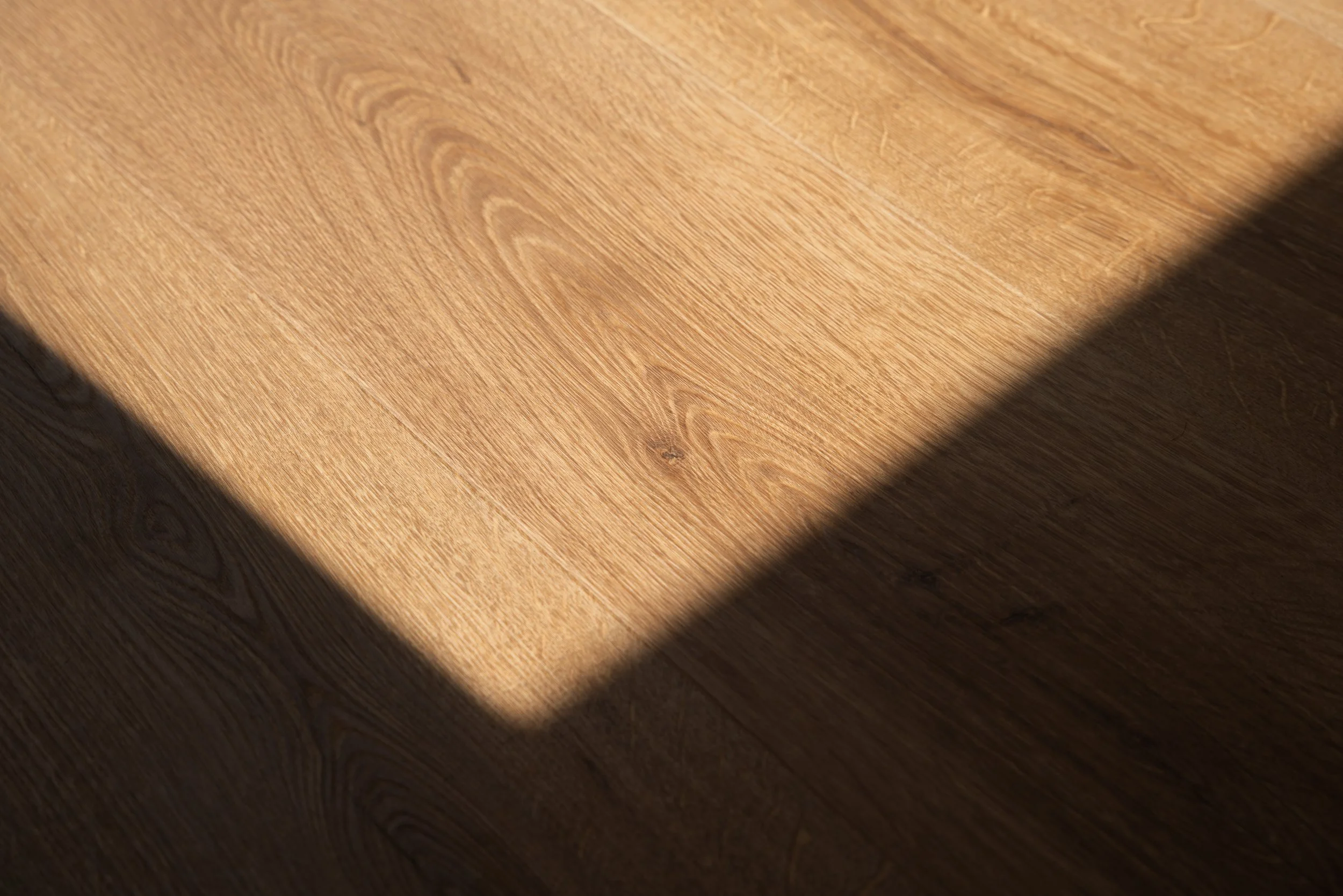 Underfloor heating and flooring