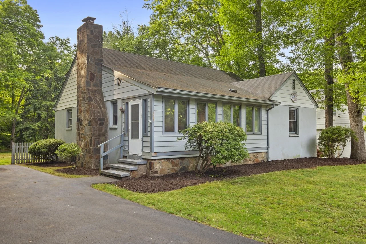 Guilford exterior before renovation
