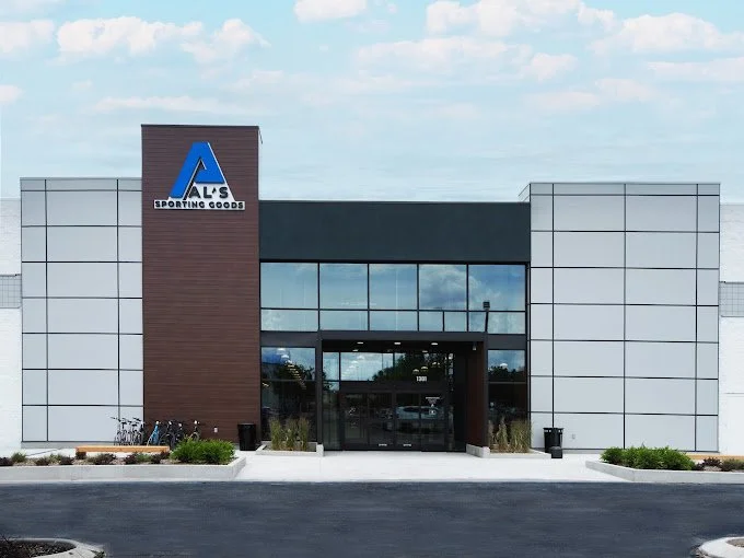 Al's Sporting Goods Exterior
