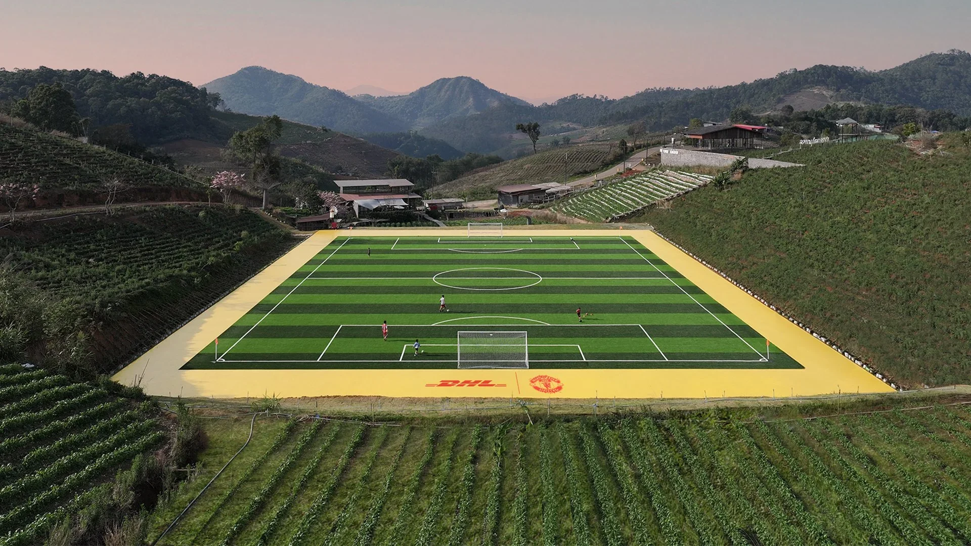 DHL Delivering Dreams production in Thailand