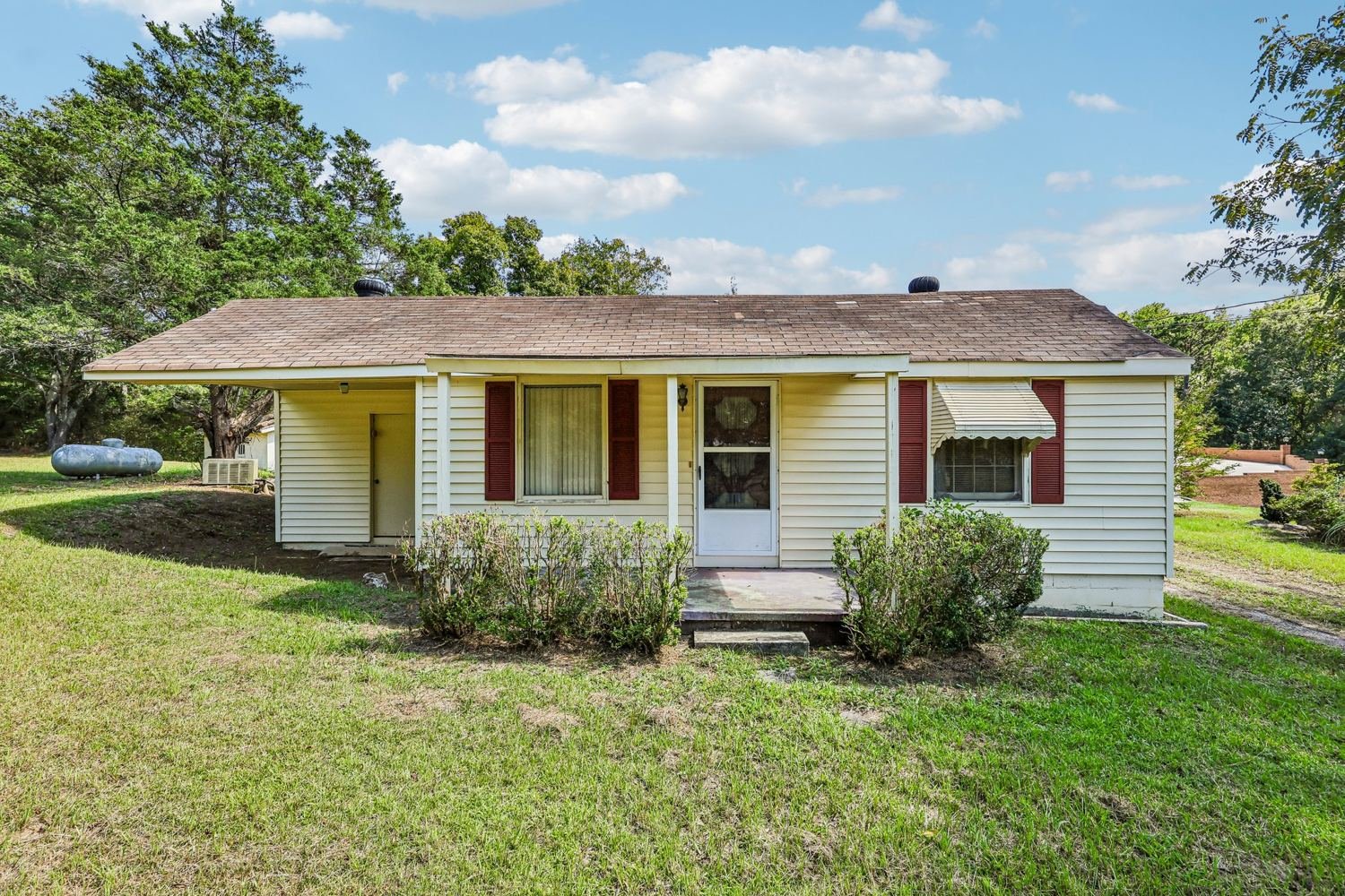 8799 Pleasant Hill Road