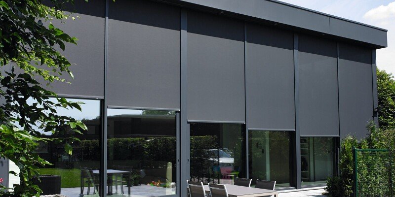 screens op maat geplaatst in Edegem Firma Witt