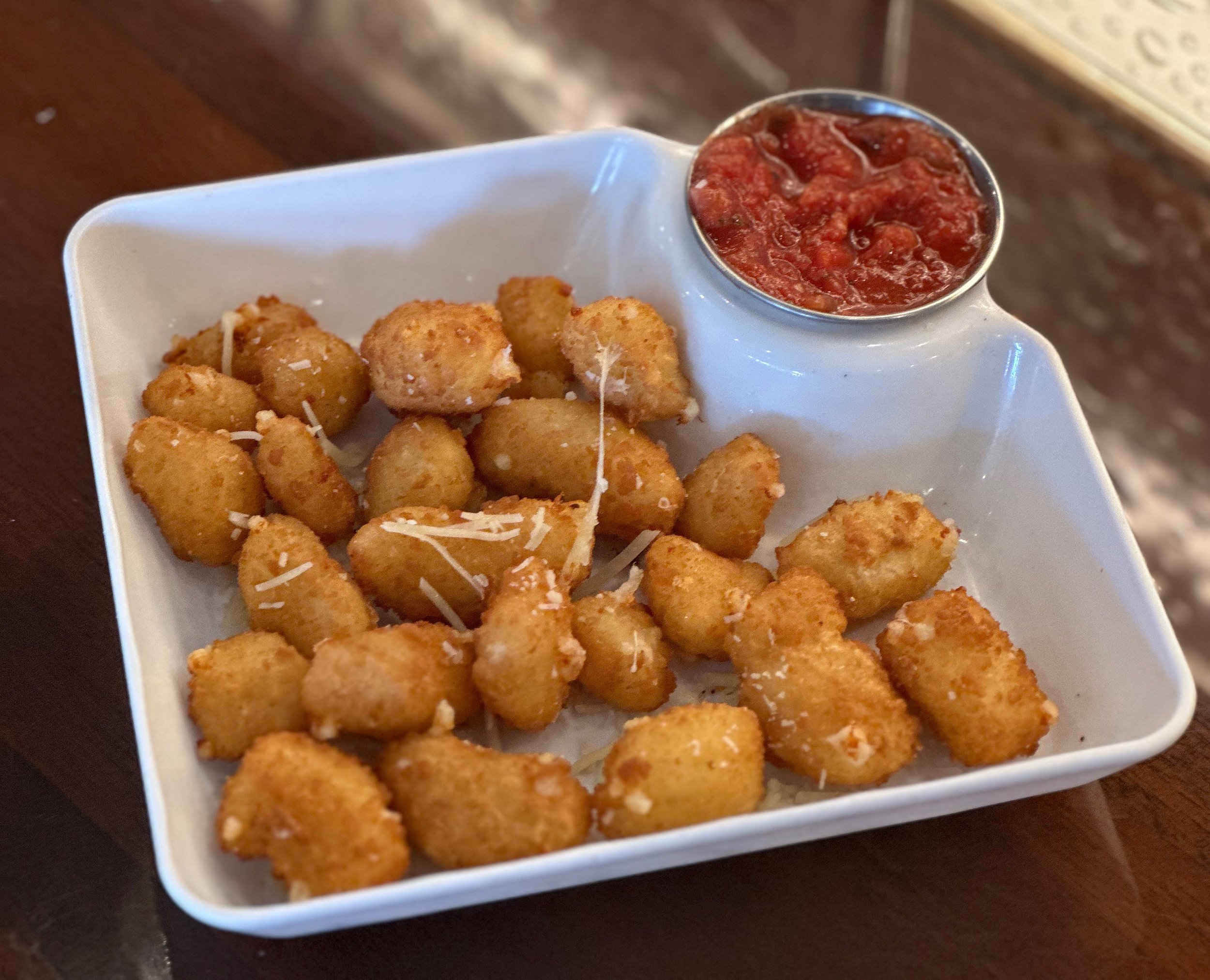 Garlic Cheese Curds