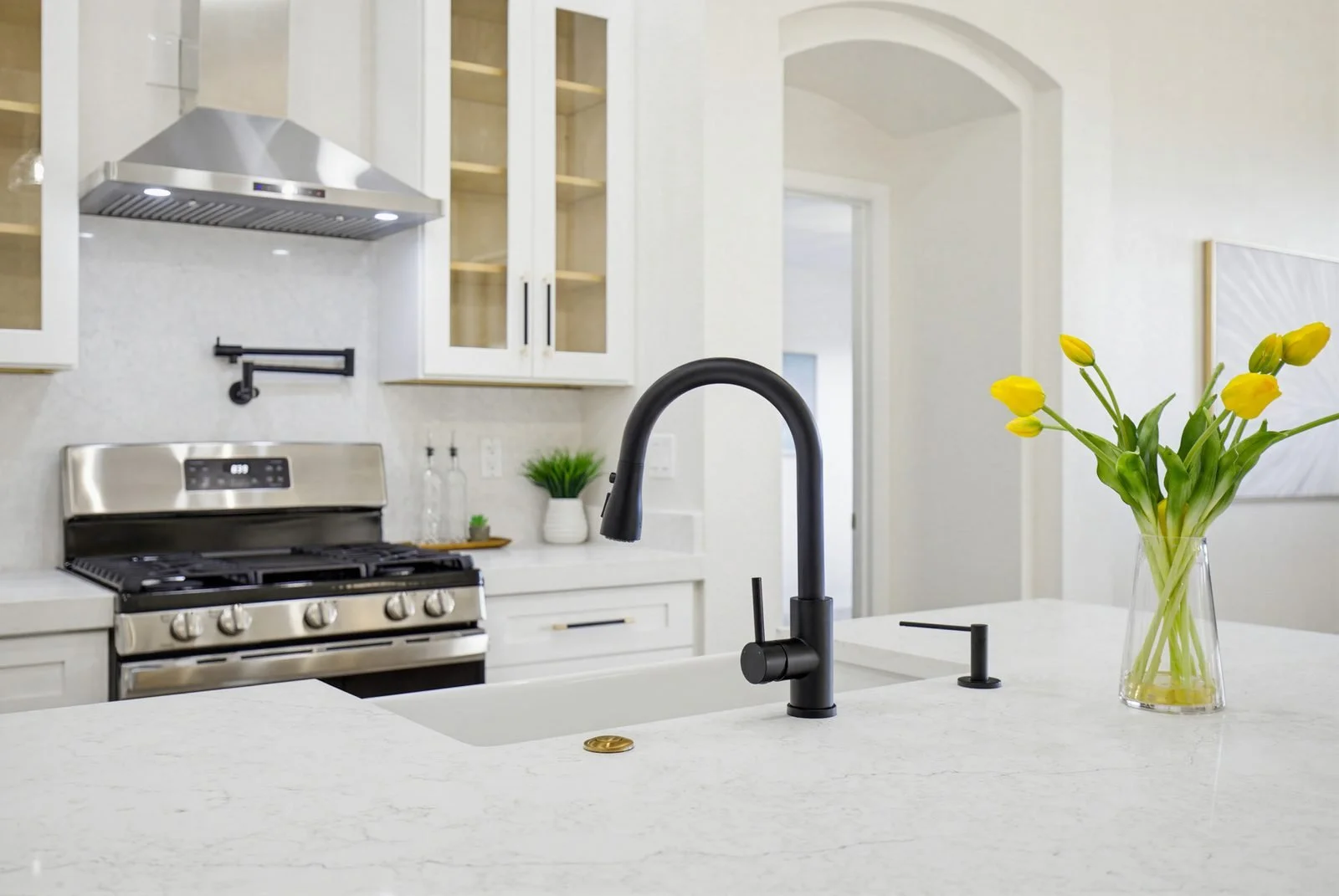 Rental interior prepared for photography by Valley View Photo