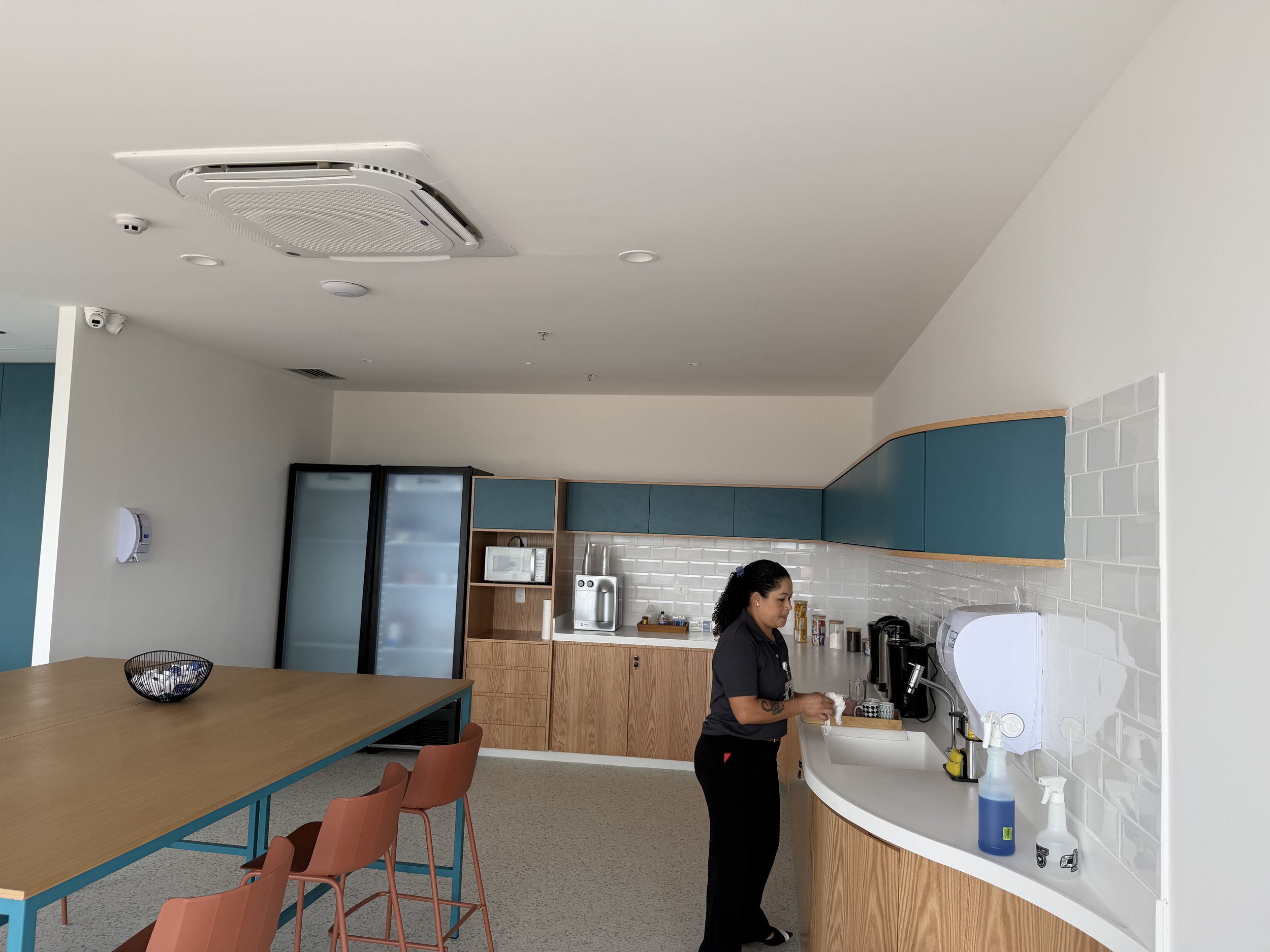 Copa — bancada em Corian