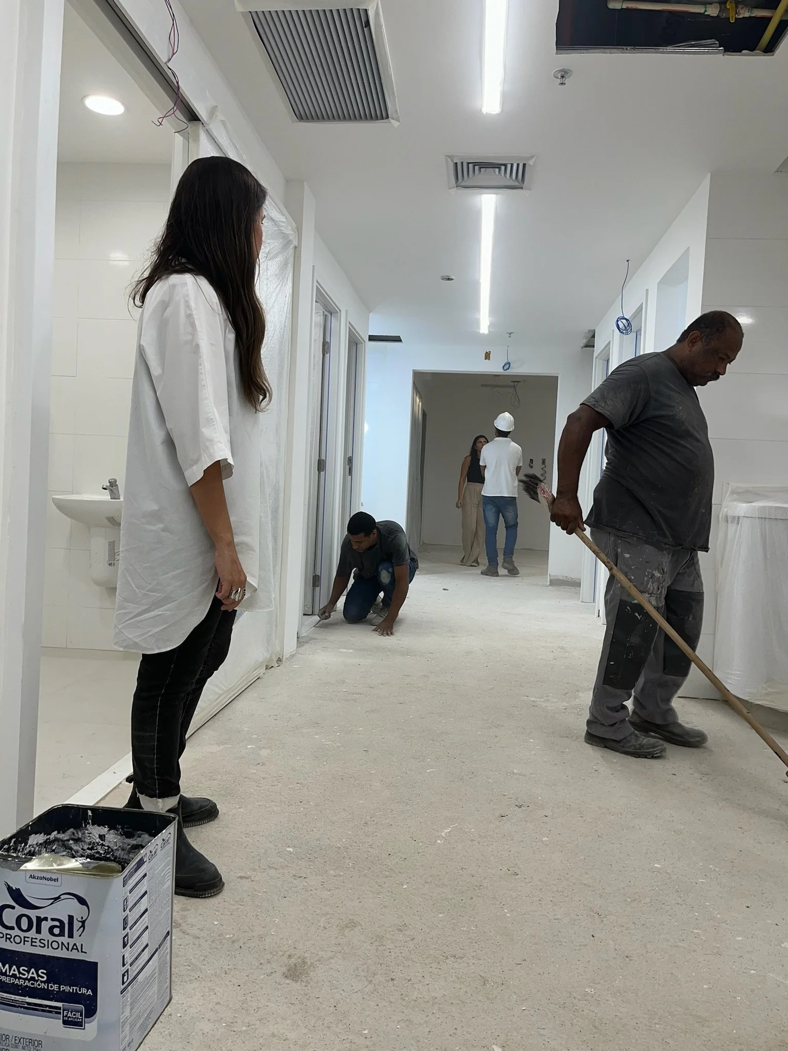 Acabamentos e preparo para recebimento do equipamento Siemens — hemodinâmica Hospital Di Camp