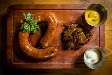 CHICAGO-STYLE PORK SAUSAGE