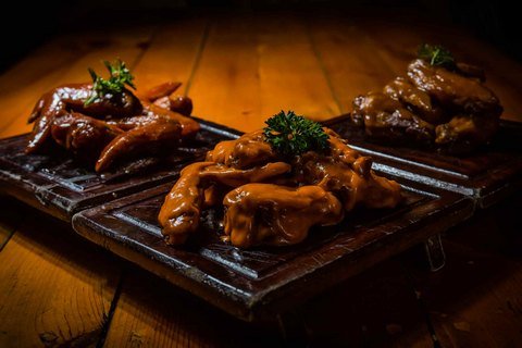 CRISPY CHICKEN WINGS