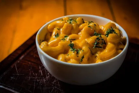 MAC & CHEESE