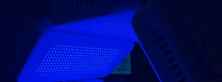 Blue LED light therapy panels at Skyn Lab Keilor East