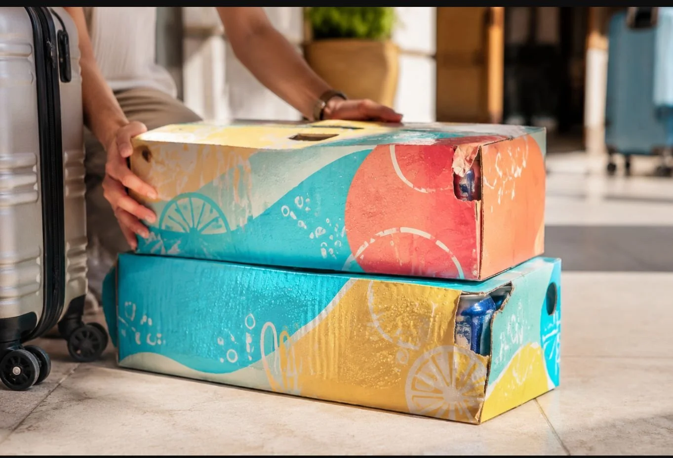 Condensation weakening soda fridge-pack cartons during travel