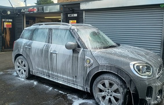 Mini Cooper foam wash during non-fault repair prep