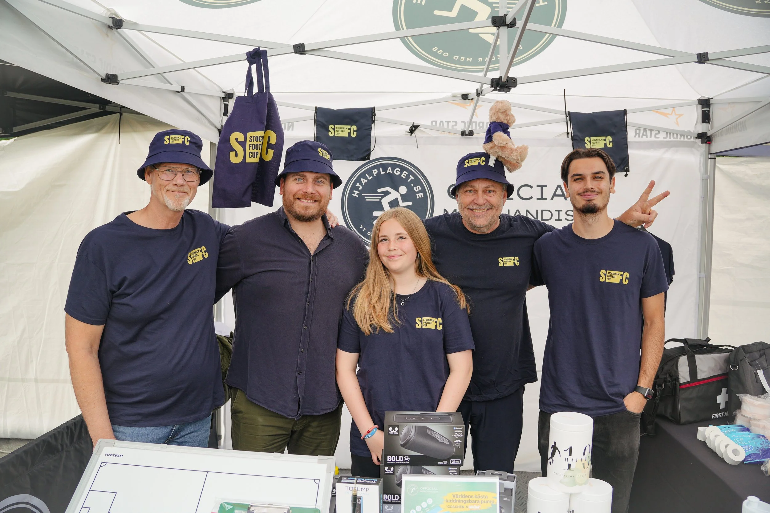 Deltagare och publik under cupmiljö