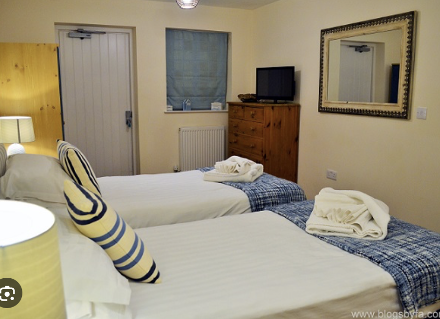 Farmhouse Twin Room Annex