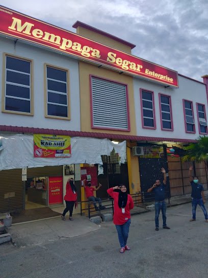 Mempaga Segar Lanchang