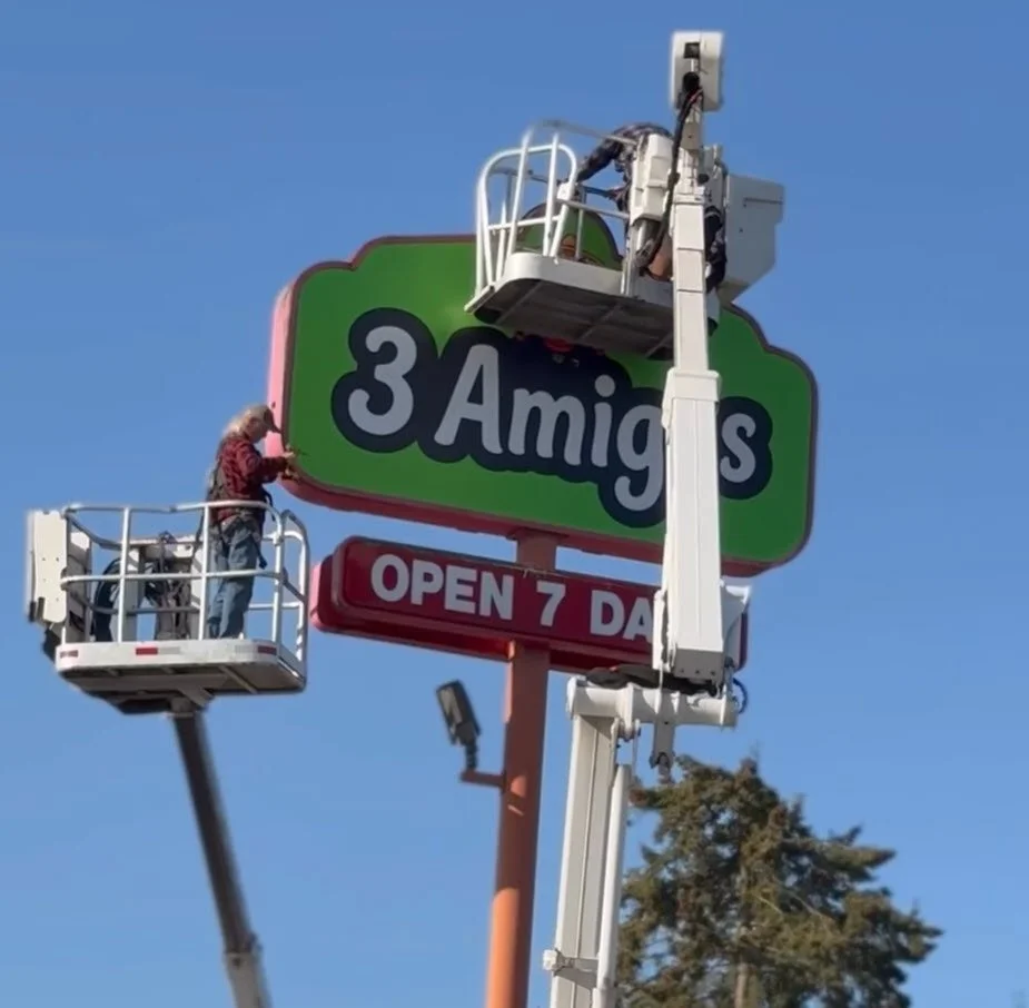 The Plumb Signs field team