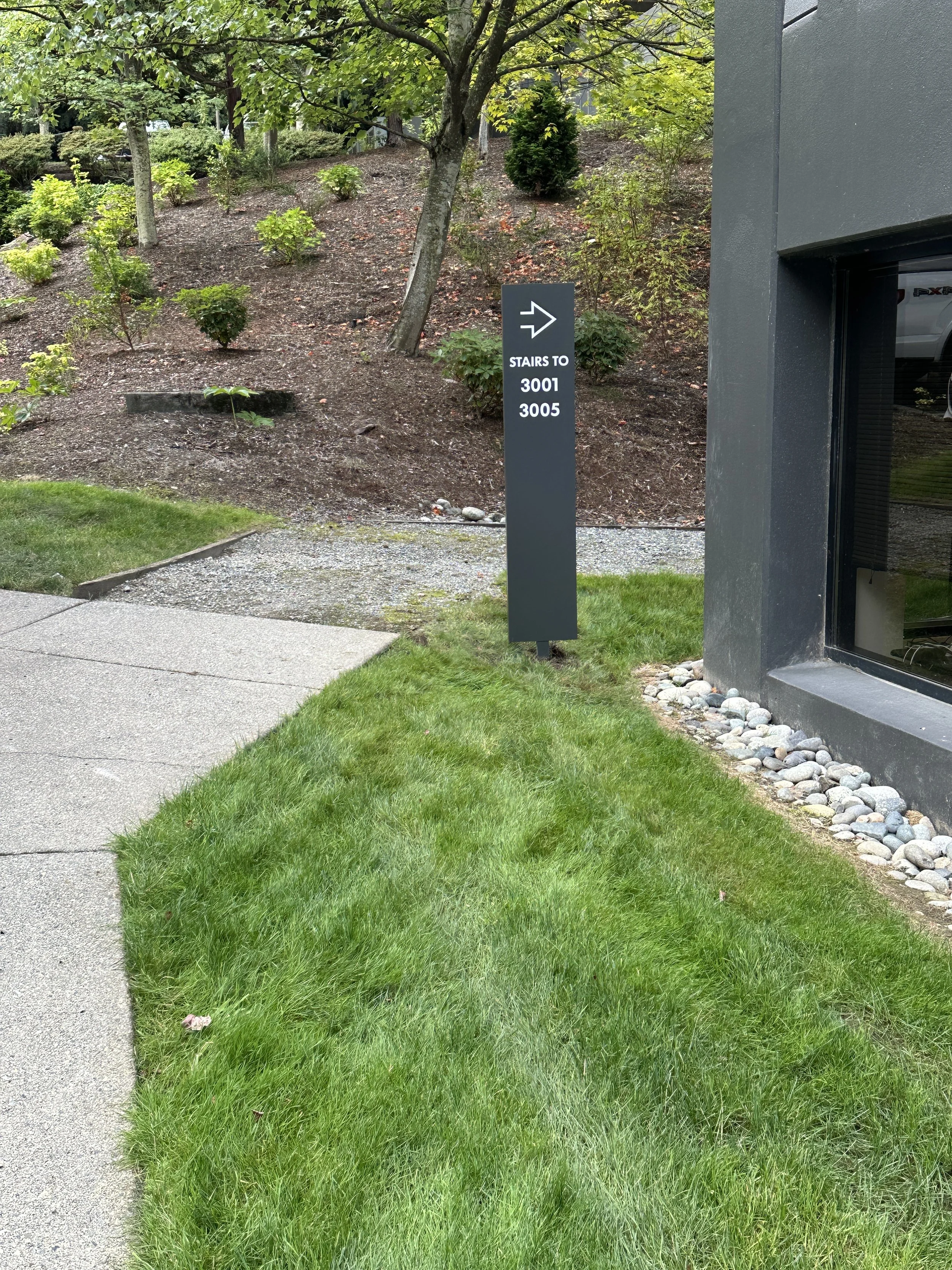 Night illuminated signage Timber Ridge Bellevue