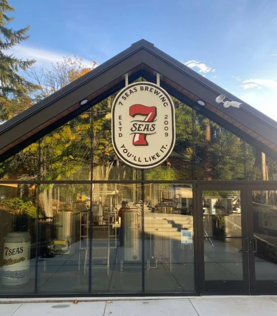 Gig Harbor Bay illuminated waterfront signage at 2905 Harborview Dr — marine-grade aluminum cabinet by Plumb Signs