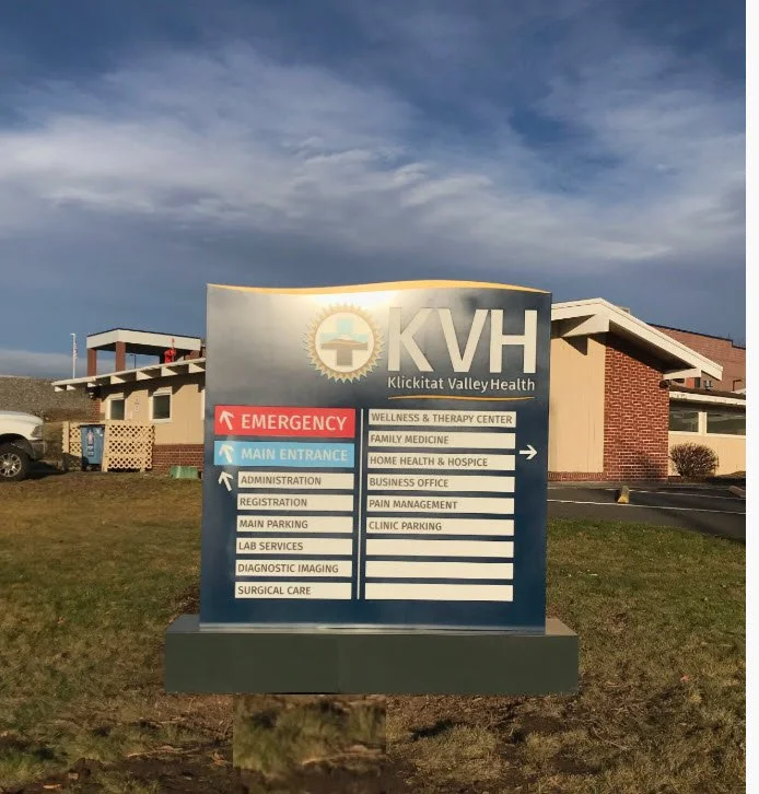 Klickitat Valley Health directional signage exterior