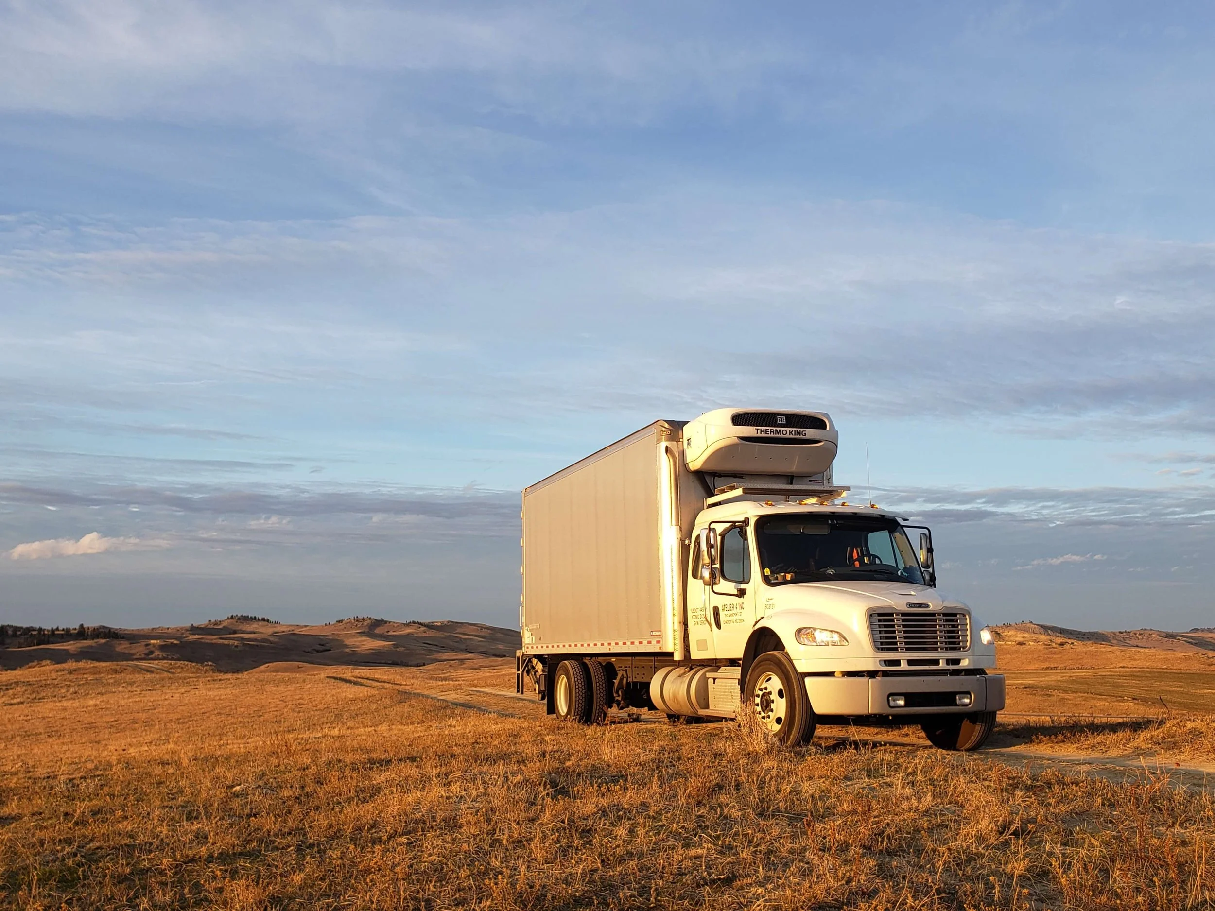 Atelier 4 truck for long-distance, cross-country art shipping
