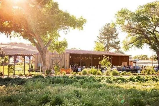Mortimer Farms Friday Night Barn Dance