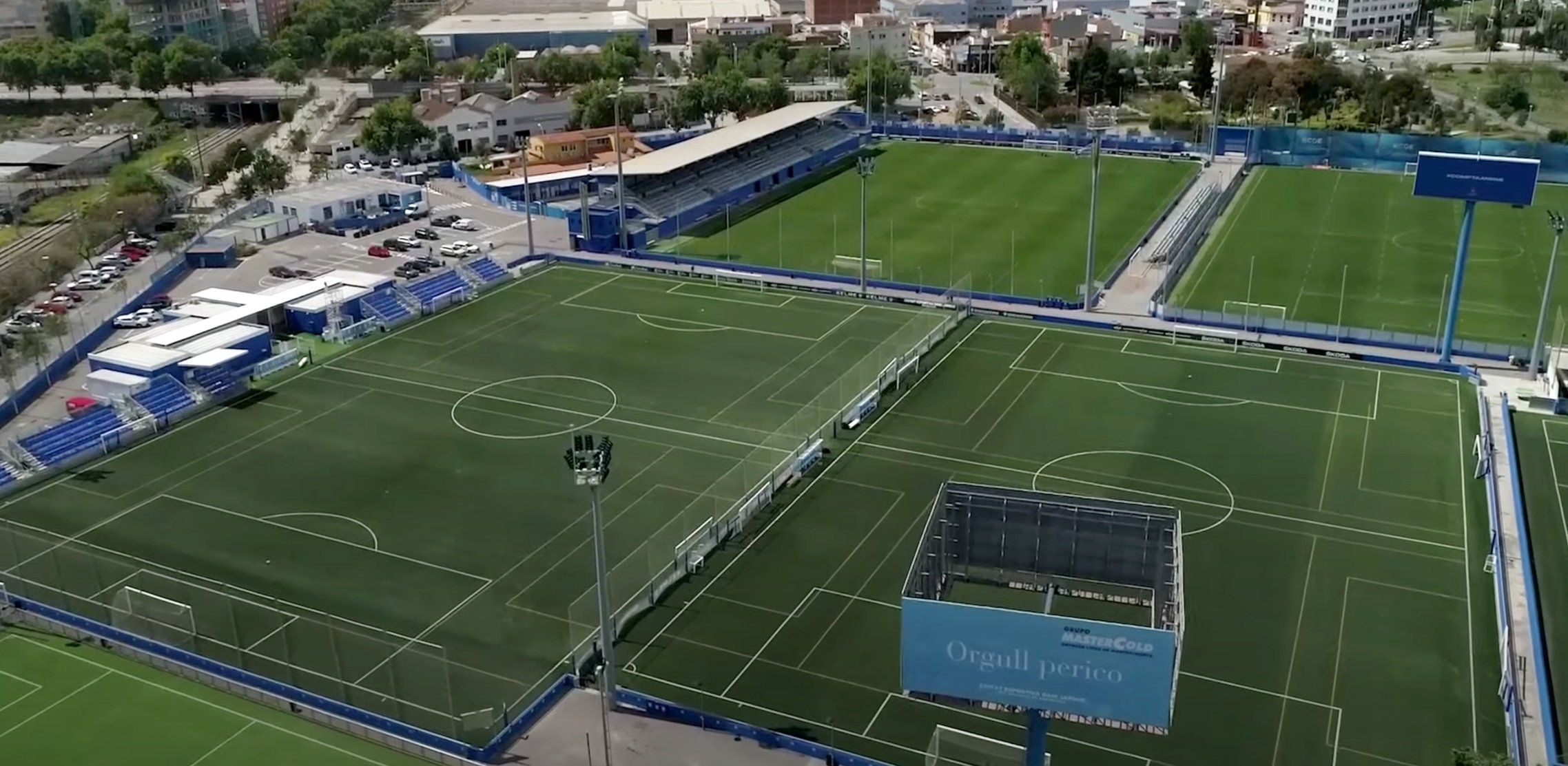 Instalaciones deportivas 1900 CUP