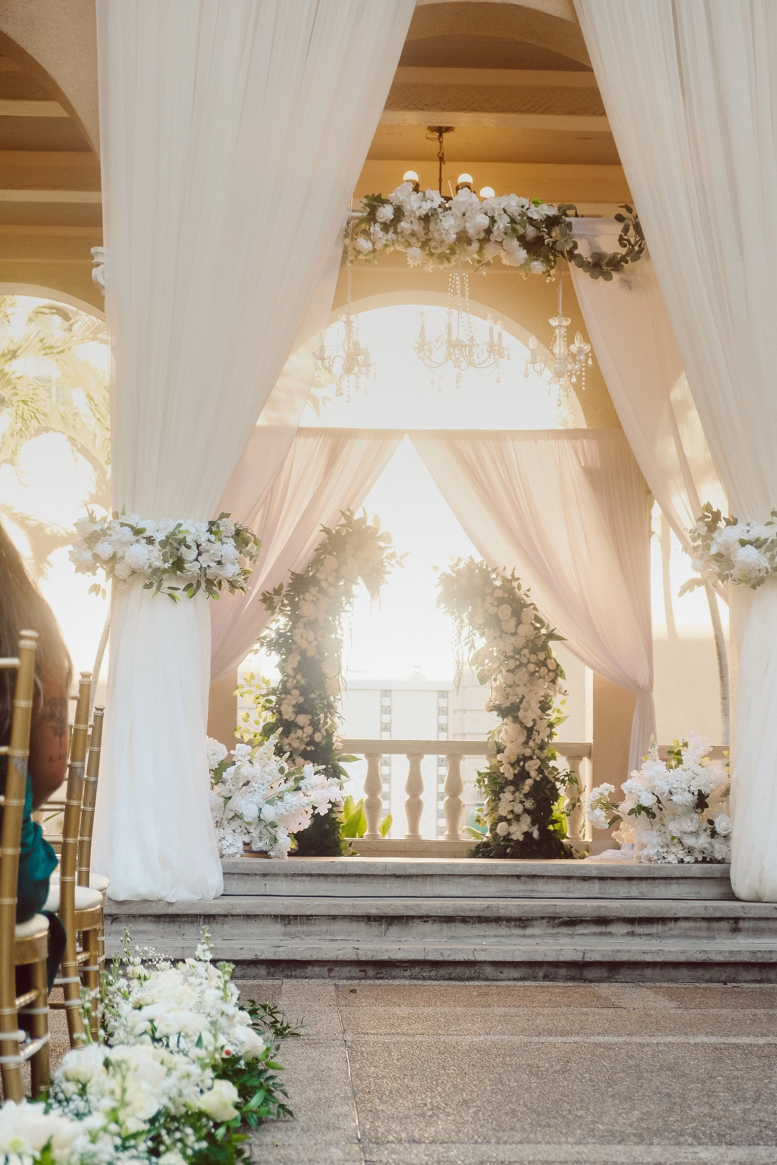 Wedding setup Cafe Julia downtown Honolulu — Your Story Events