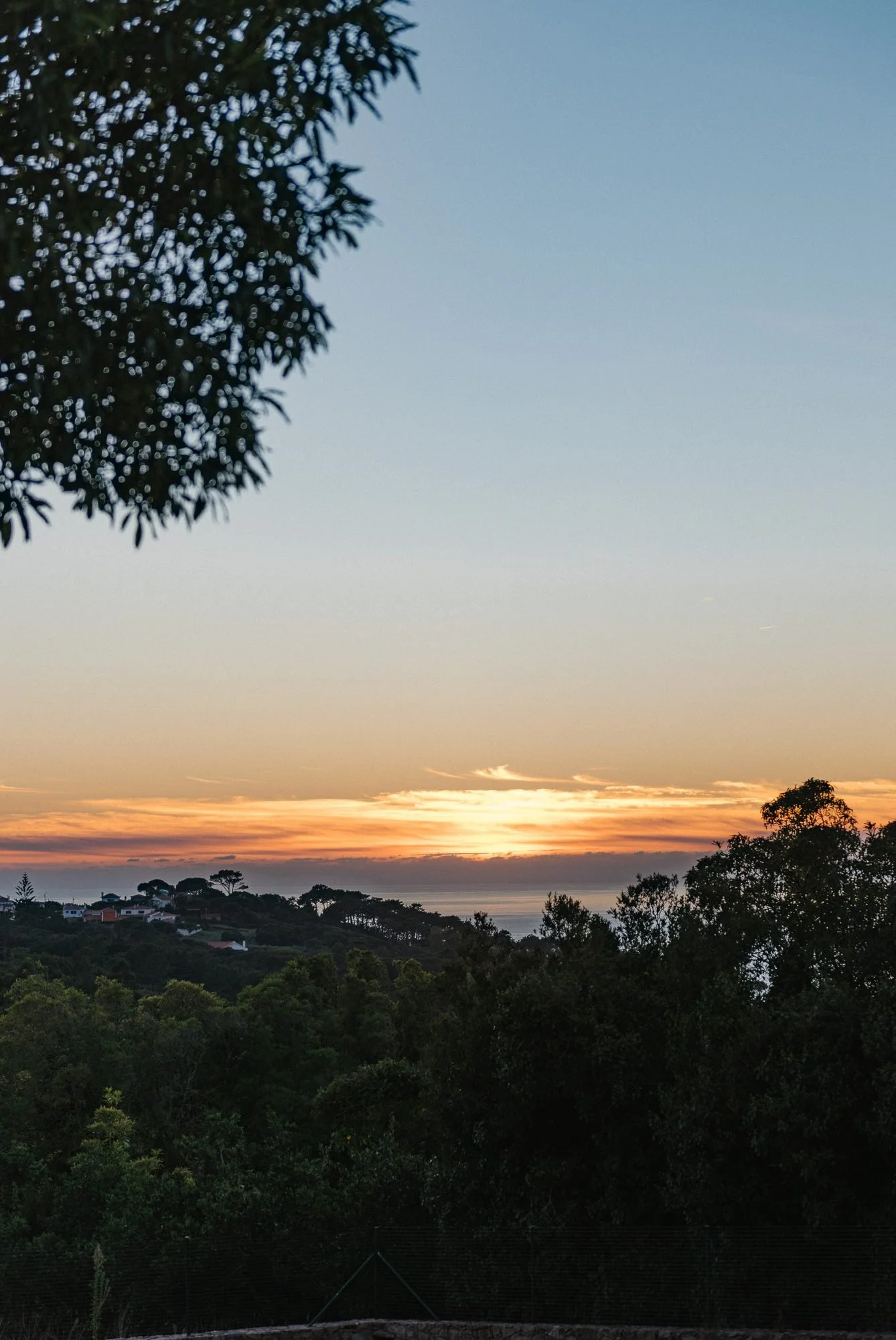 Atardecer sobre el Atlántico desde la sierra