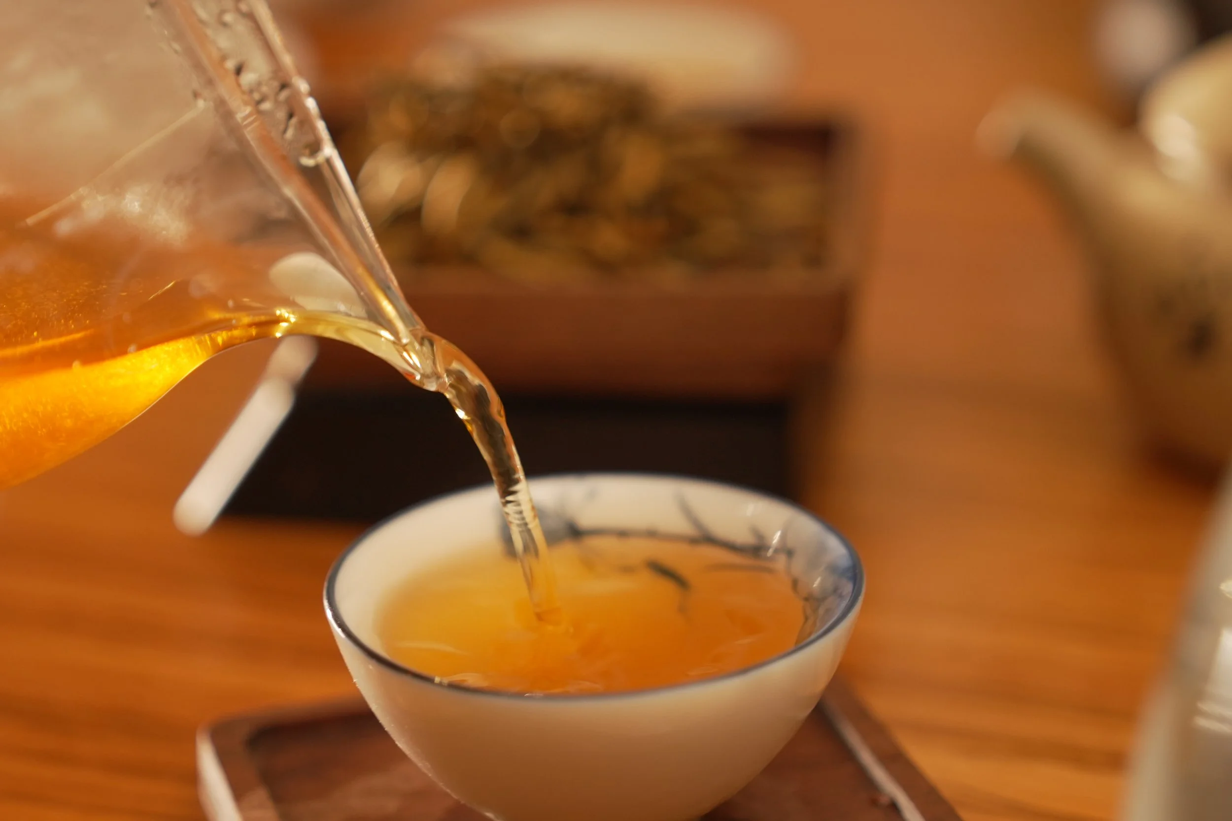 茶席で撮影した茶湯の色合い参考