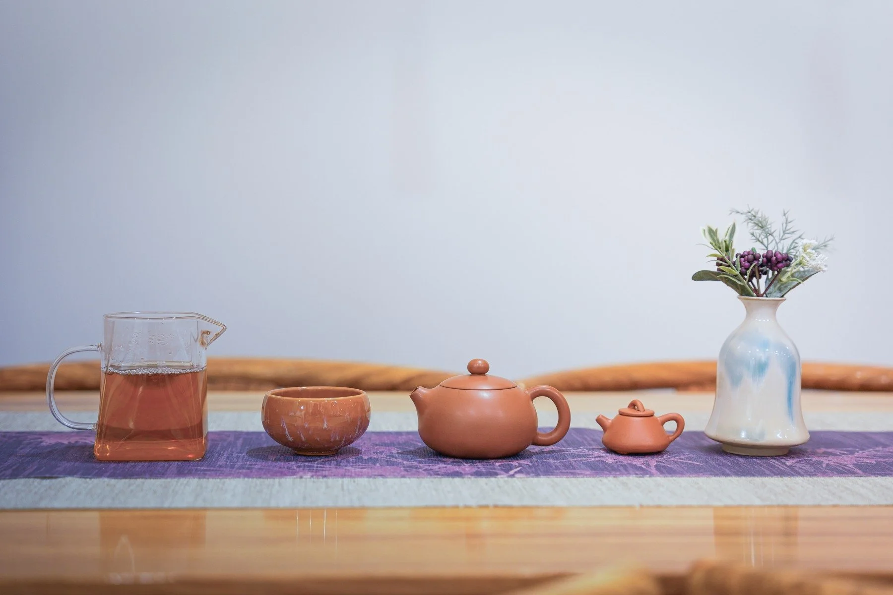 茶壺と茶湯、花を添える日常。