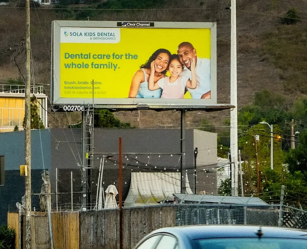 Billboard reading Sola Kids Dental