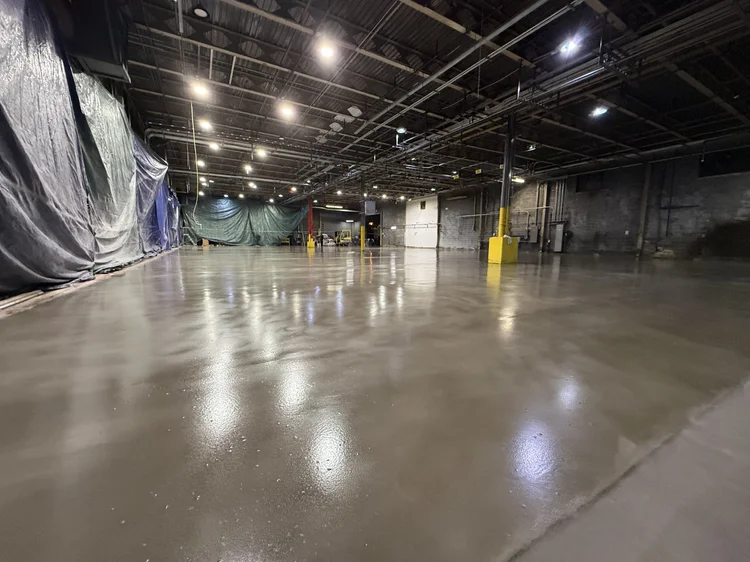 Distribution Warehouse