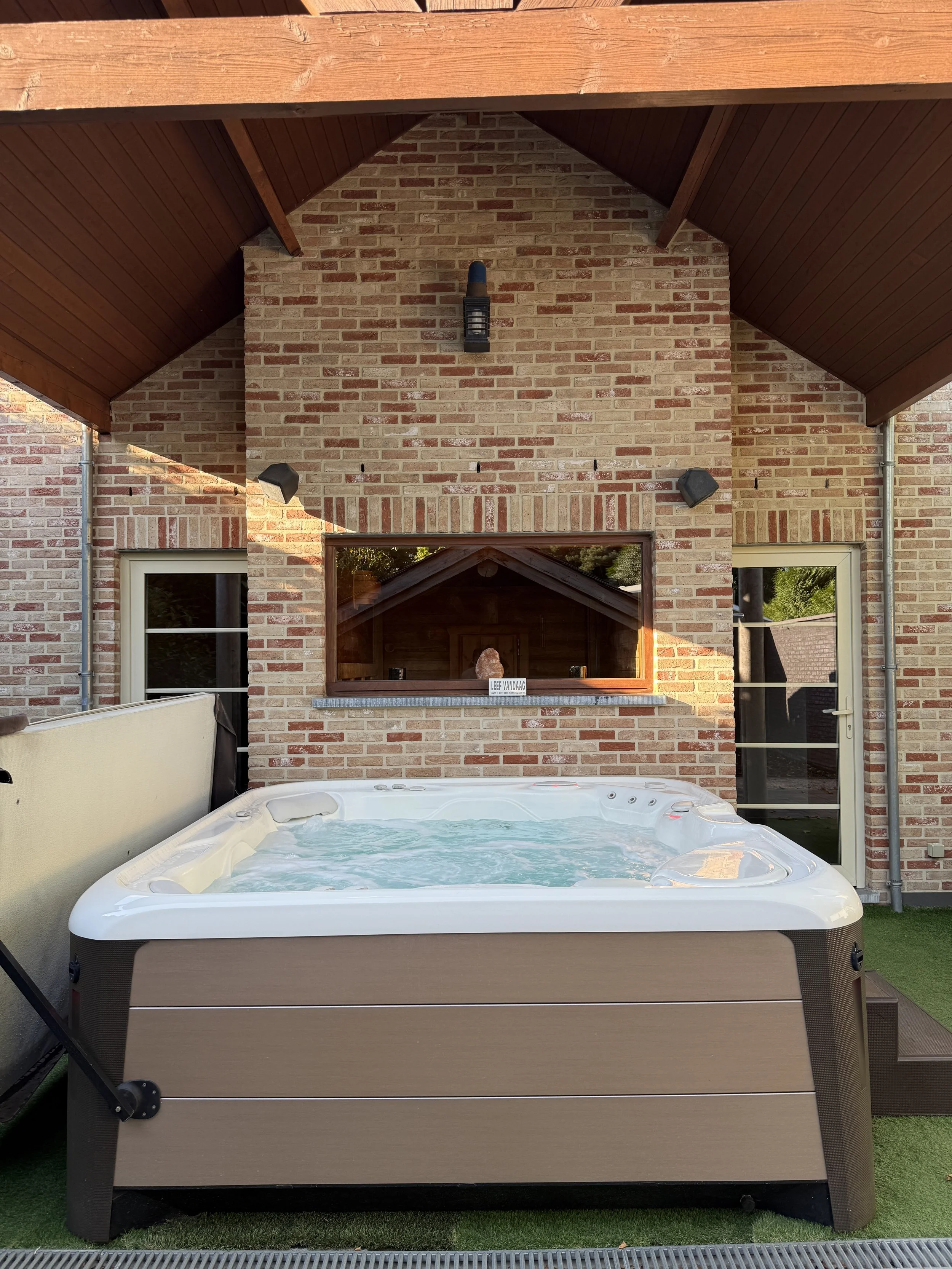 Jacuzzi 3