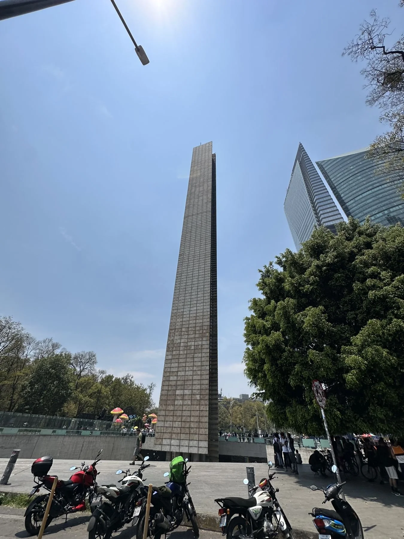 Mexico City travel – Estela de Luz