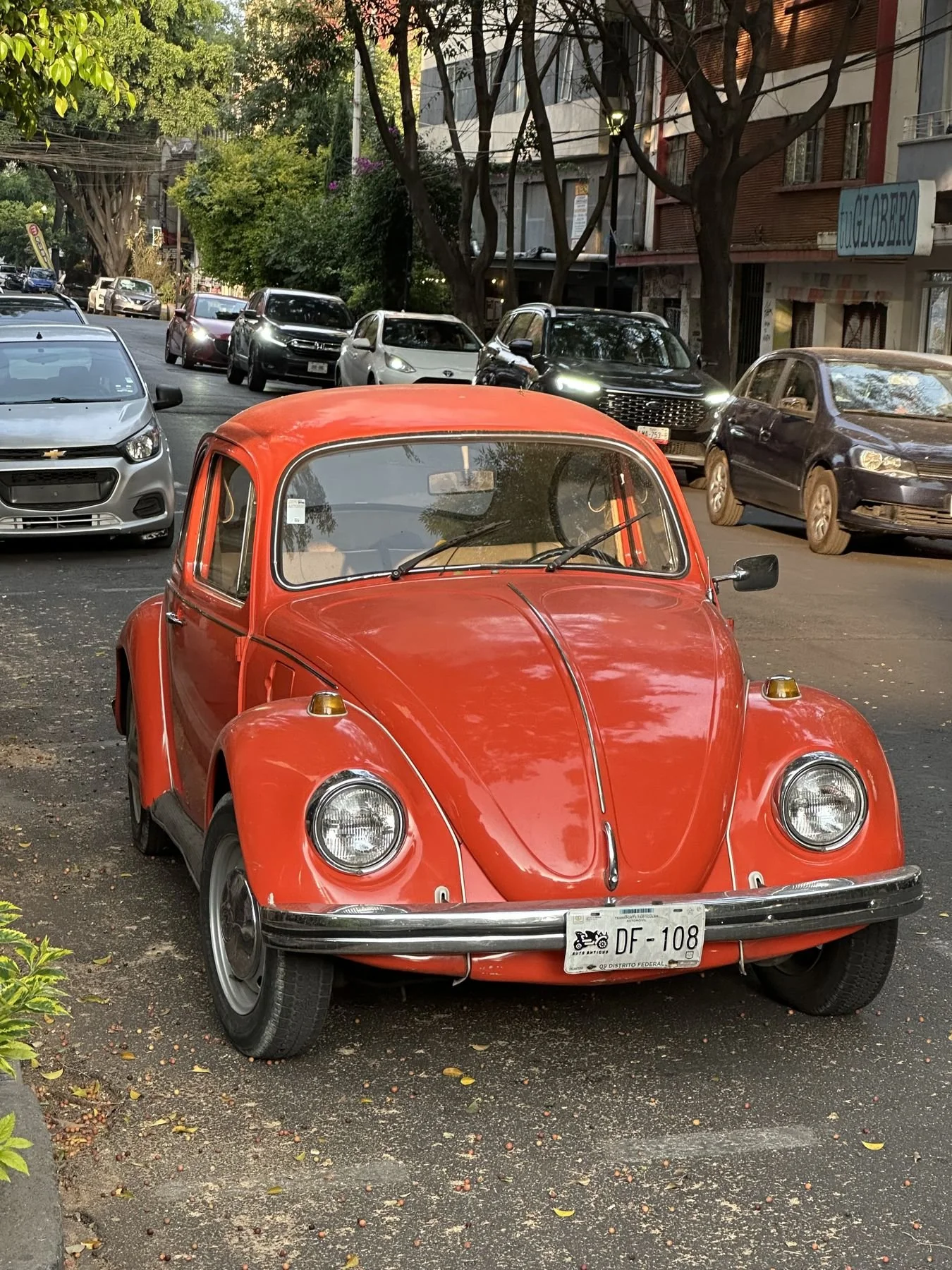 Mexico City travel – orange VW Beetle in Juárez