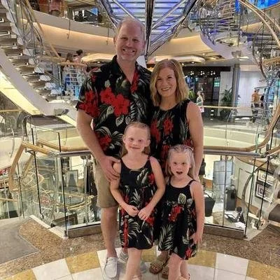 Nathan Lind, Travel Pro