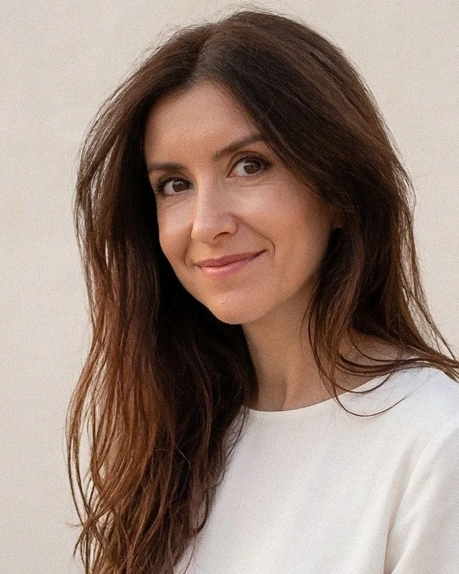 Portrait of Kimberly, founder of The Golden Hour Edit