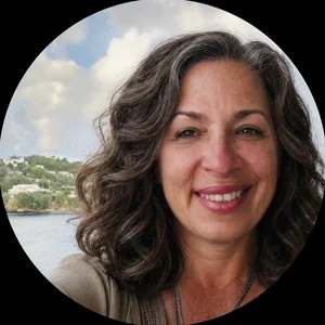 Marisol Charernsook, MSW, LCSW