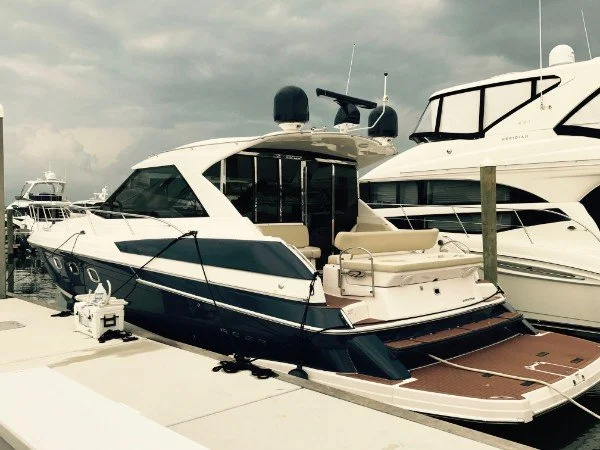 Regal 46 Sport Coupe — exterior underway
