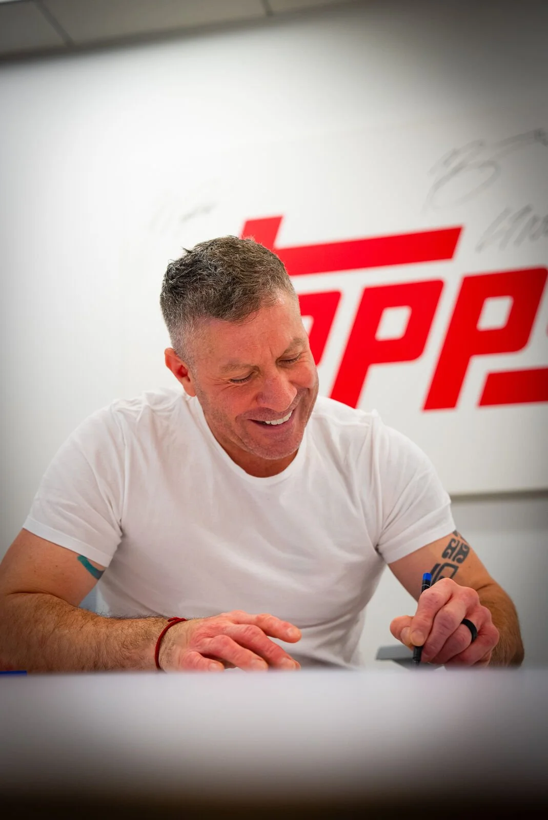 Signing session at the Topps booth
