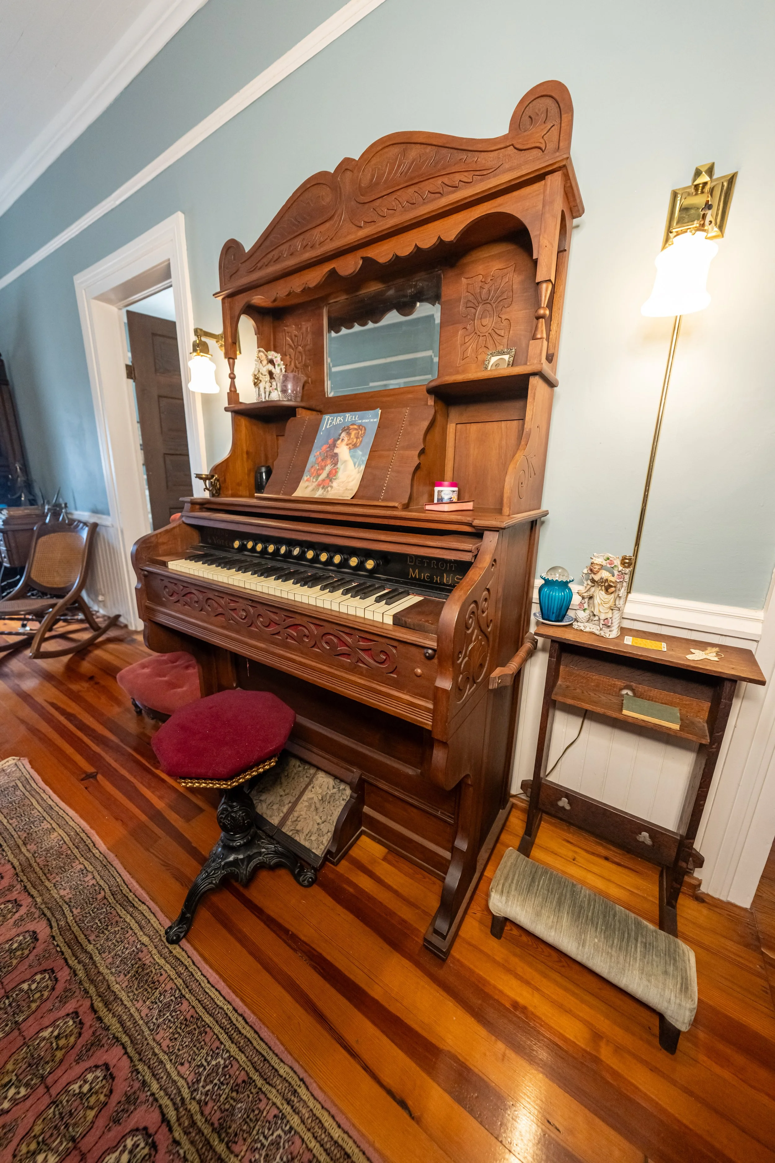 Vintage red velvet couch