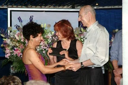 Sima and Arnold exchanging vows in Persian and Swiss